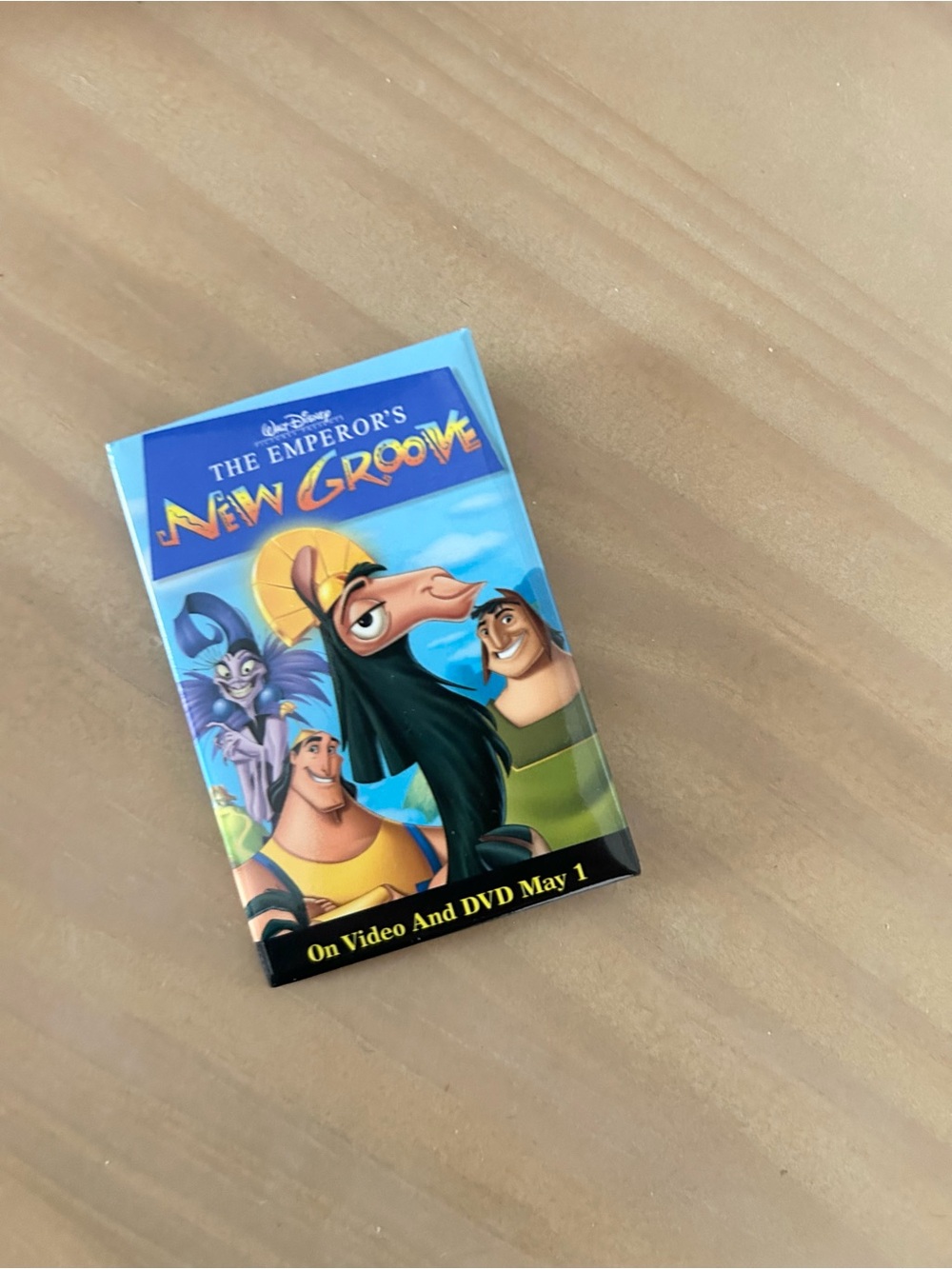 Y2K Disney Emperor’s New Groove Promo Pin Video DVD May 1 Release